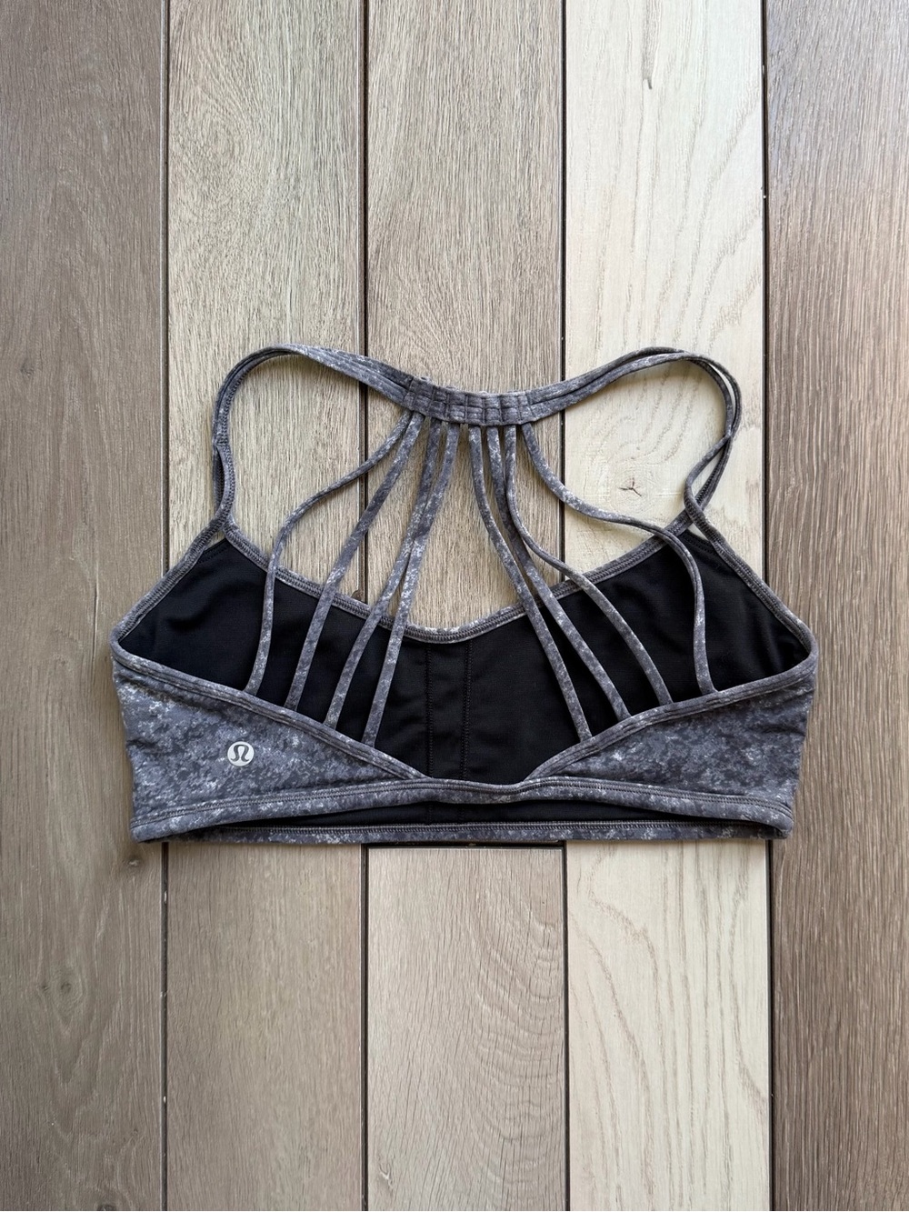 Lululemon Lighten Up Sports Bra